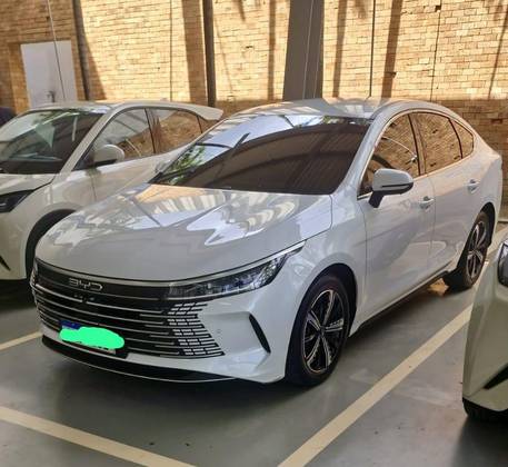 BYD KING 1.5 DM-I PHEV GL AUTOMÁTICO BYD KING 1.5 DM-I PHEV GL AUTOMÁTICO